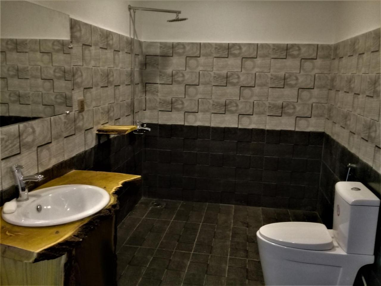 Hotel Reego Скарду Экстерьер фото