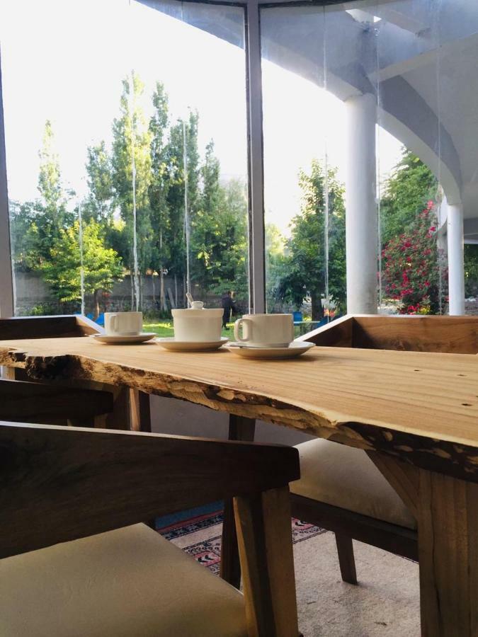 Hotel Reego Скарду Экстерьер фото